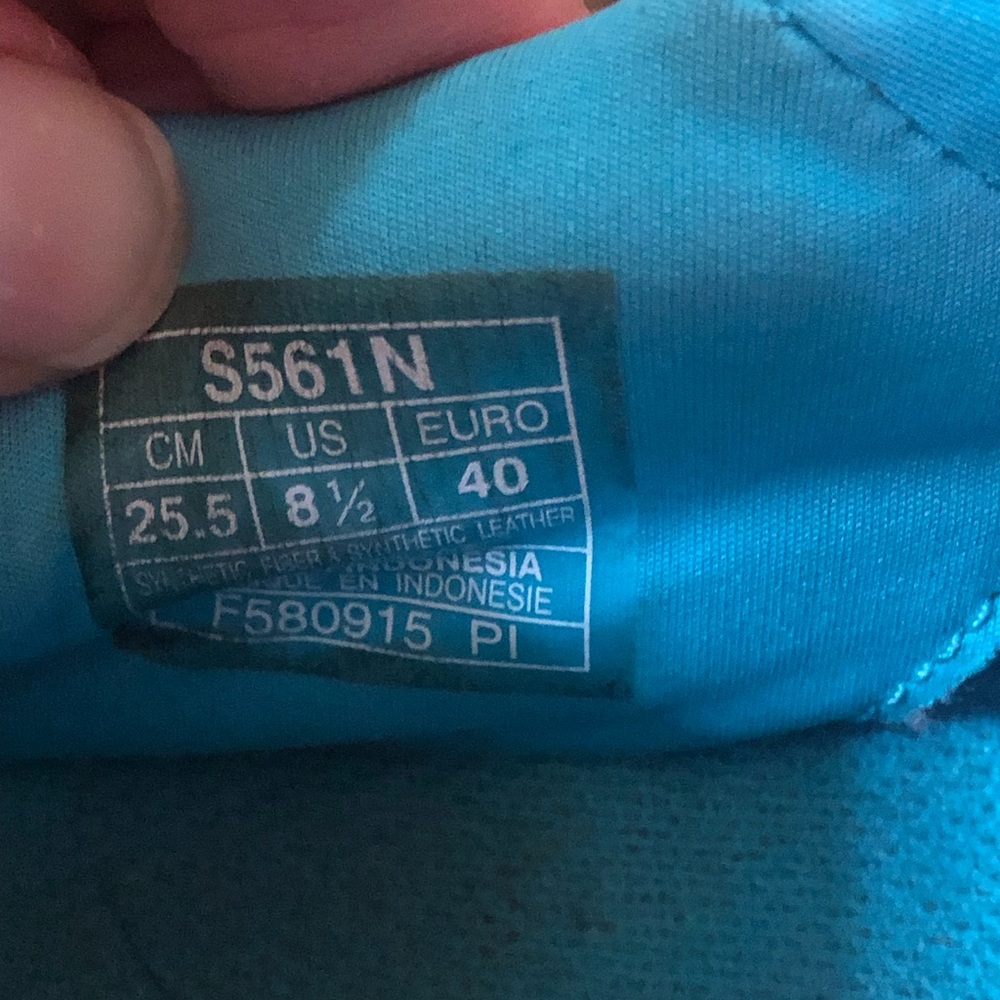 ASICS sneakers - Picture 7 of 9